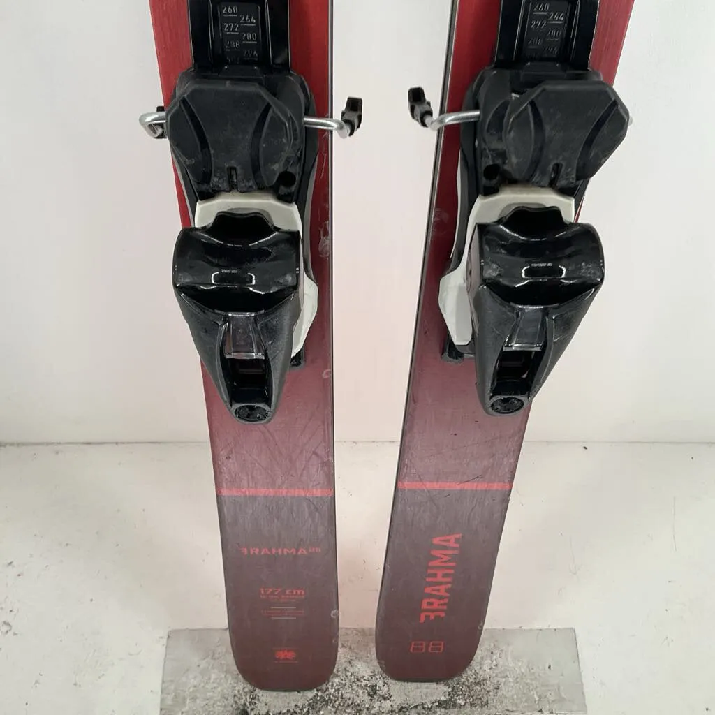 2021 Blizzard Brahma 88 w/ Look NX 12 Demo Bindings