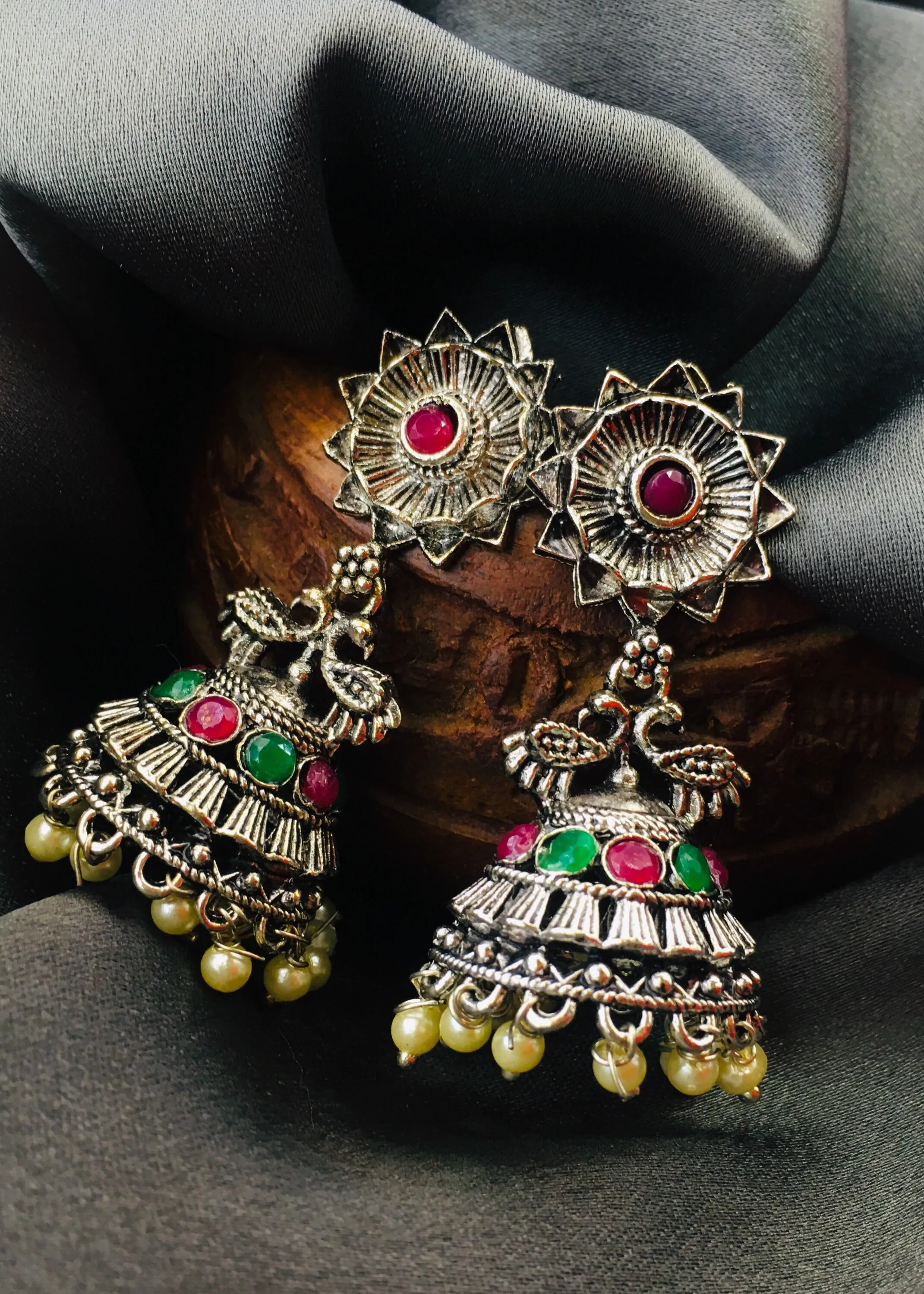 ALLURING DESIGNER JHUMKI