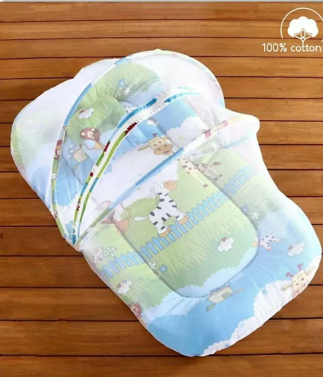 BABYHUG Baby bed with mosquito net