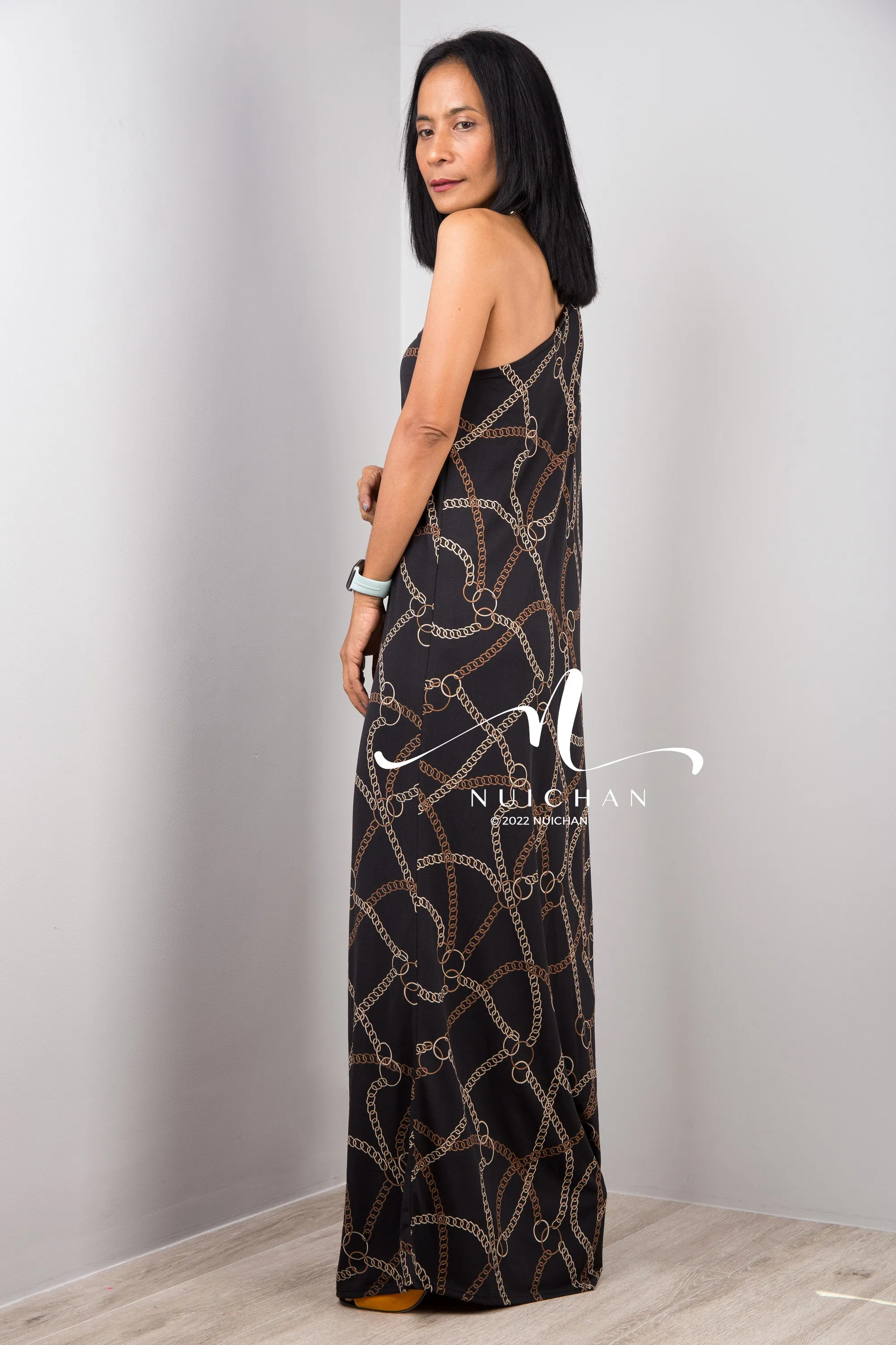 Black one shoulder dress with chain print