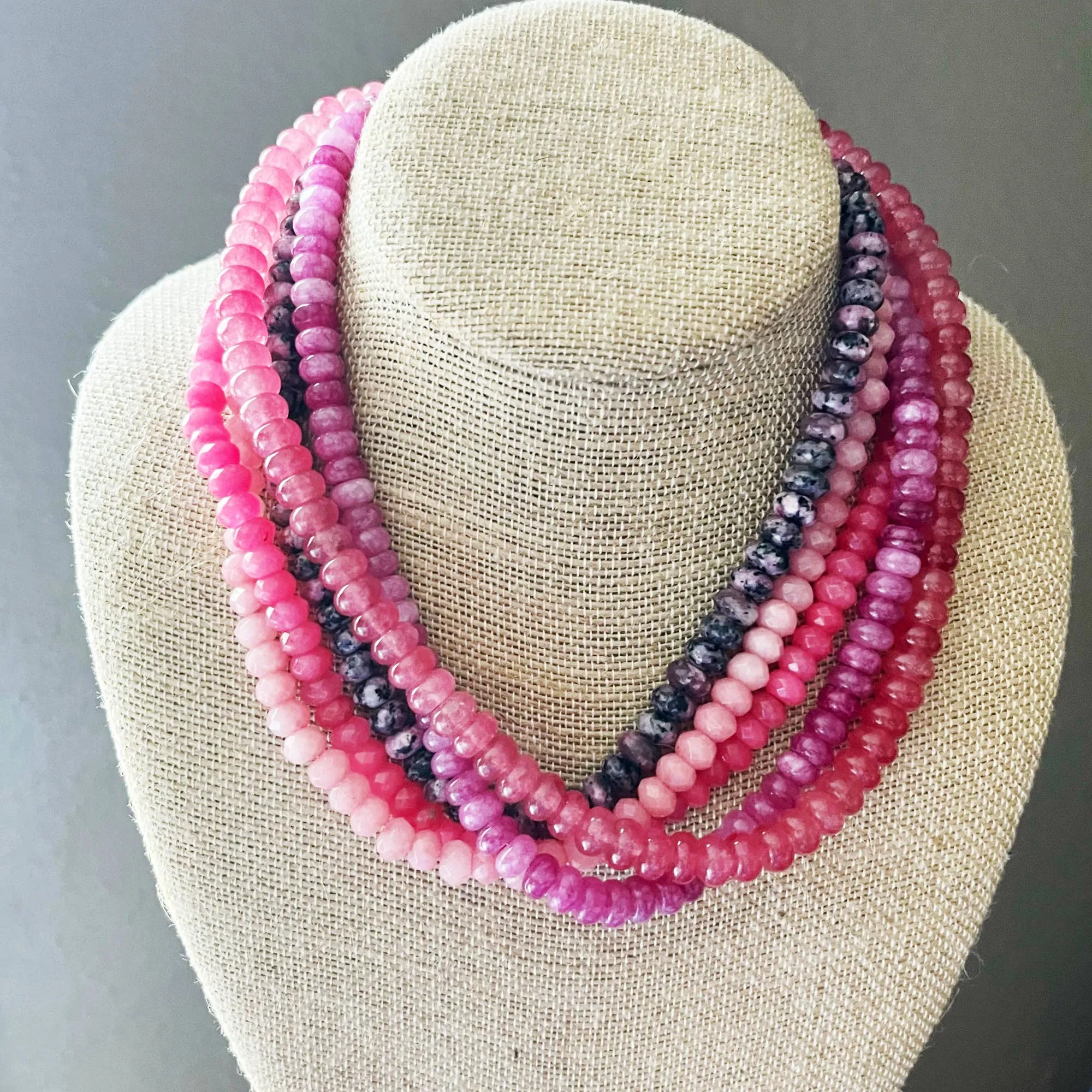 Candy Necklaces: Light Pink