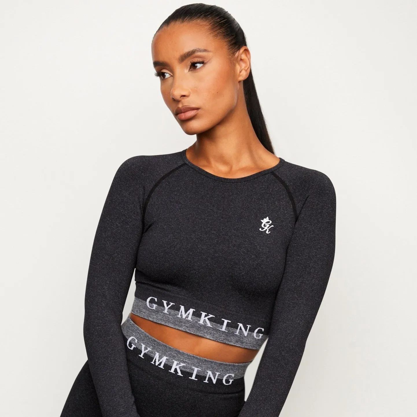 Gym King Seamless Results Long Sleeve Crop Tee - Black