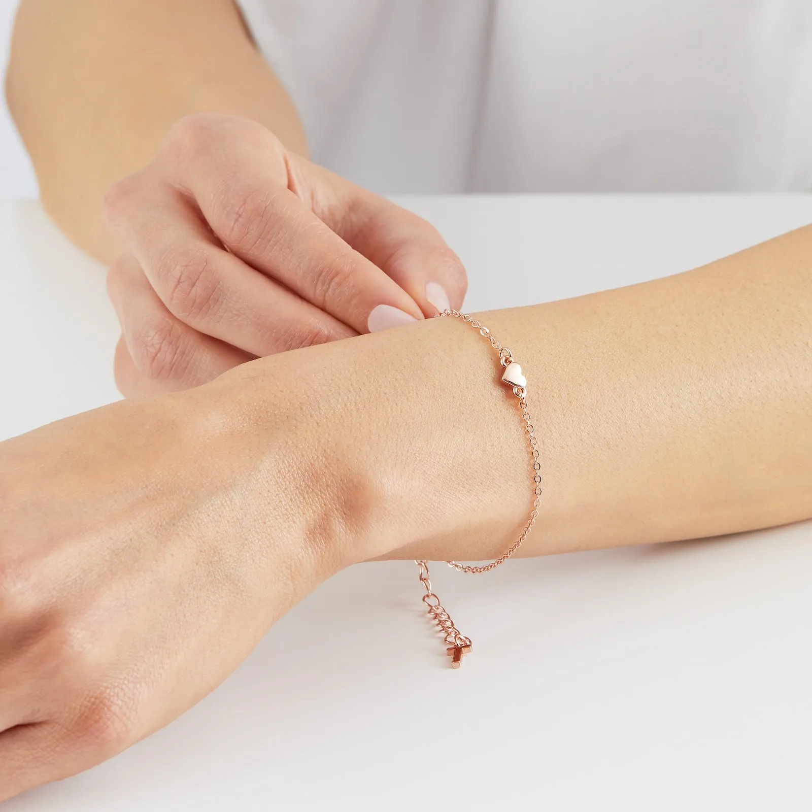 Harsaa Tiny Heart Bracelet Rose Gold