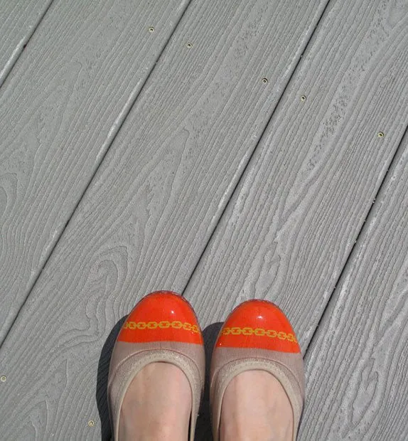 ja-vie chain Flame/nude jelly flats shoes