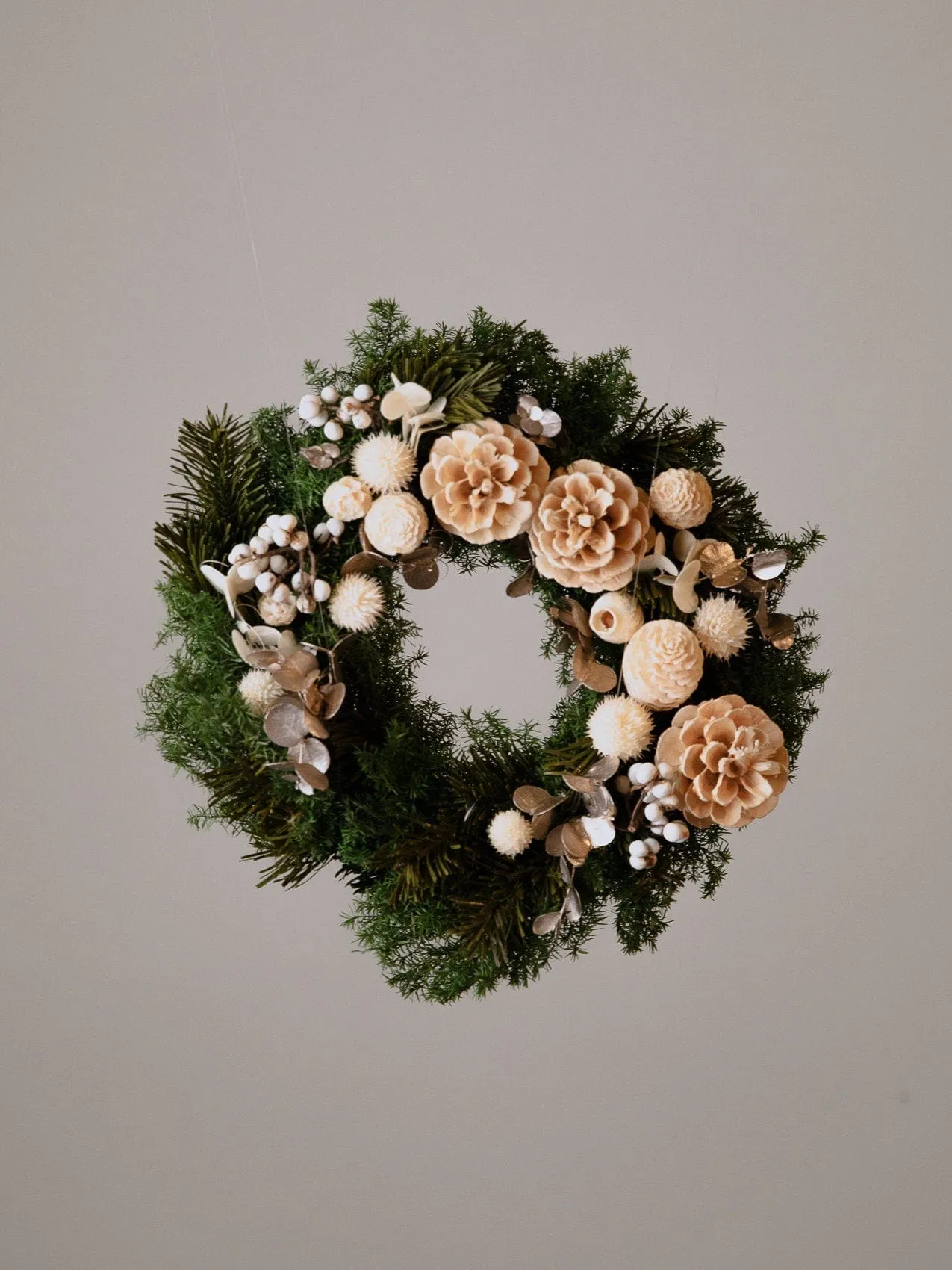 Modern Christmas Wreath No.10 / Preserved Pine in Soft Winter Door Wreath Christmas Decoration / Christmas Wreath / Xmas Door Wreath