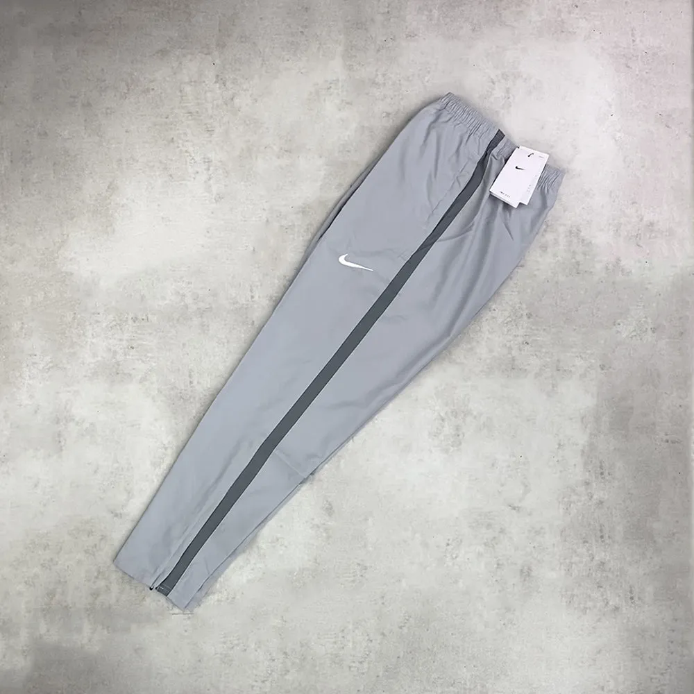 Nike Challenger Pants Grey