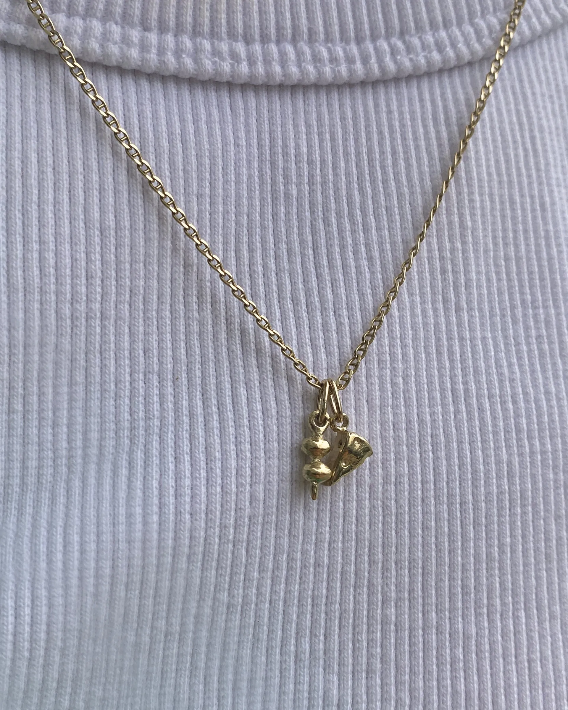 Olive Pendant | Gold