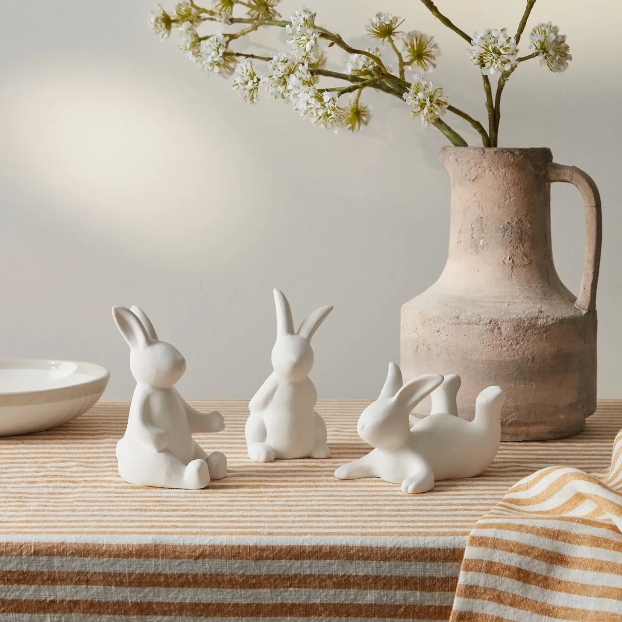 Set of 3 White Ceramic Bunny Decorations